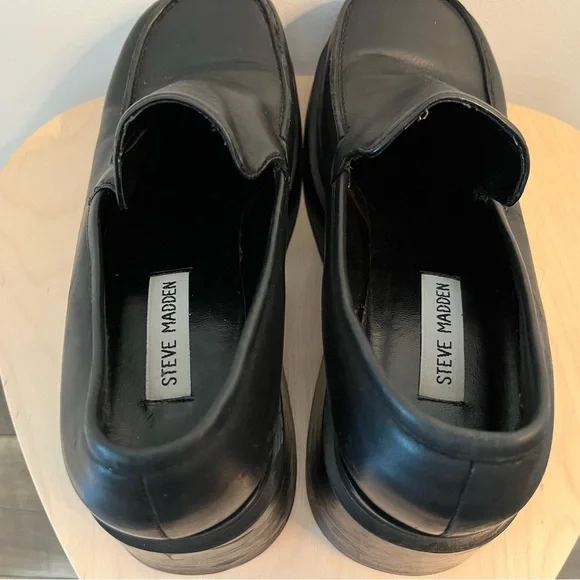 90s/00s Steve Madden Black Leather Loafers - Picture 5 of 5